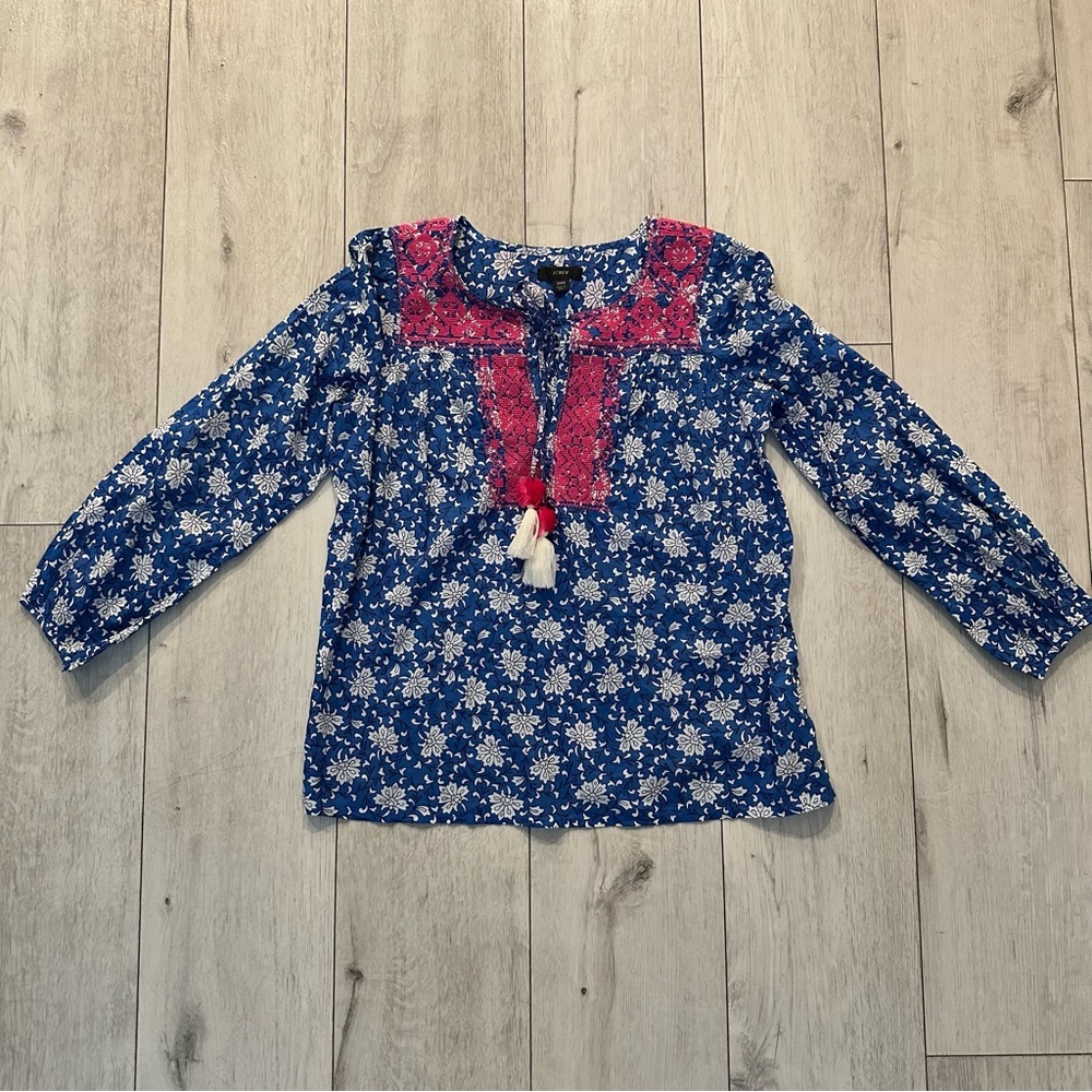 J. Crew Beautiful Blue, Pink and White Blouse with white flower Pattern. Sz XXS